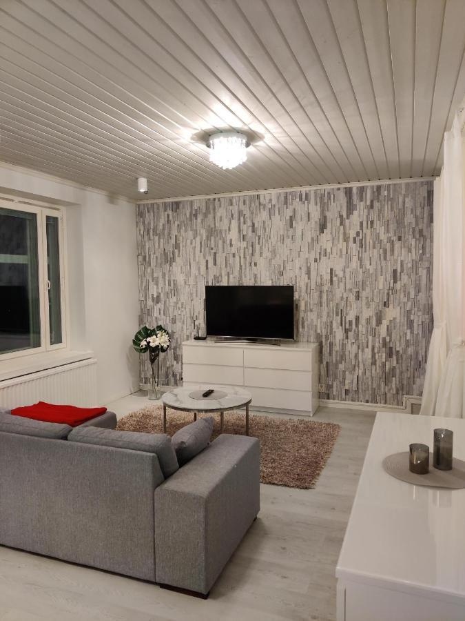 Arena Apartment - Own Sauna, In The Heart Of Tampere Near To Nokia Arena Buitenkant foto